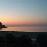 Sky Hotel Afantou