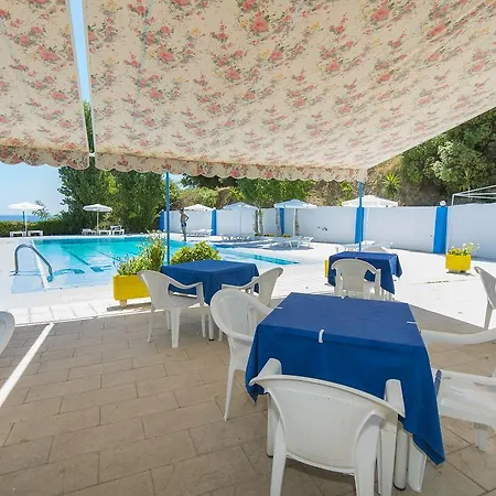 Hotel Sky 3*