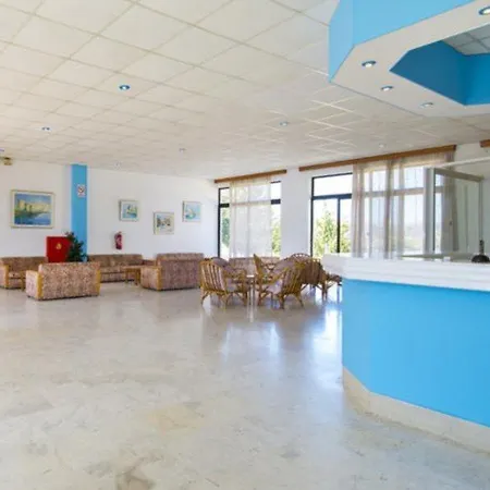 Sky Hotel Afantou