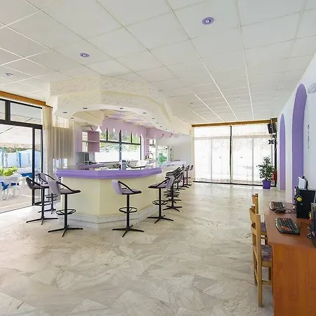 Hotel Sky 3*